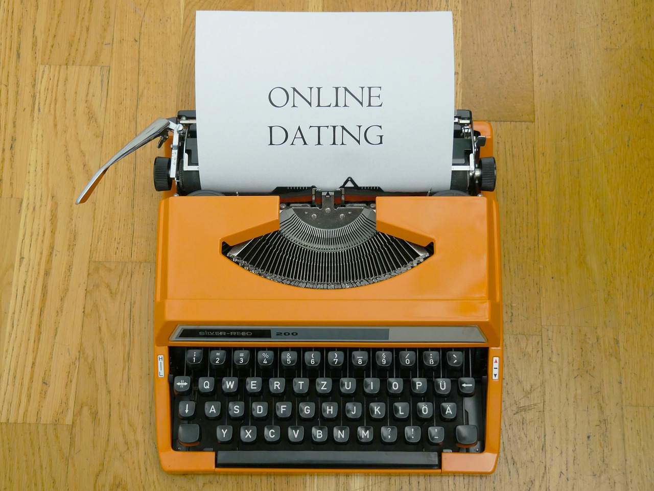 Die erste Nachricht - Was schreibt man beim Online Flirt bzw Online Dating ?